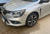 RENAULT MEGANE SIGNATURE