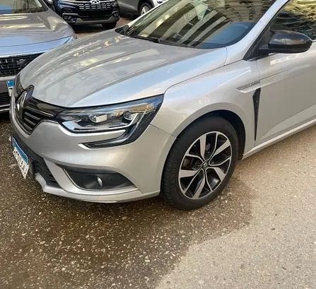 RENAULT MEGANE SIGNATURE
