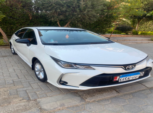 Rent a Toyota Corolla in Cairo at the best prices and services.